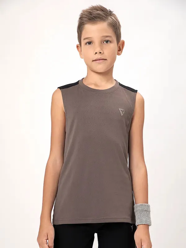 Boys Colorblock Slim Fit Crew Neck T-shirt with TECHNO COOL 