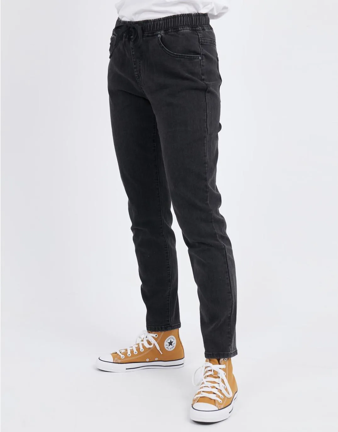 Juliette Jogger Jean - Washed Black